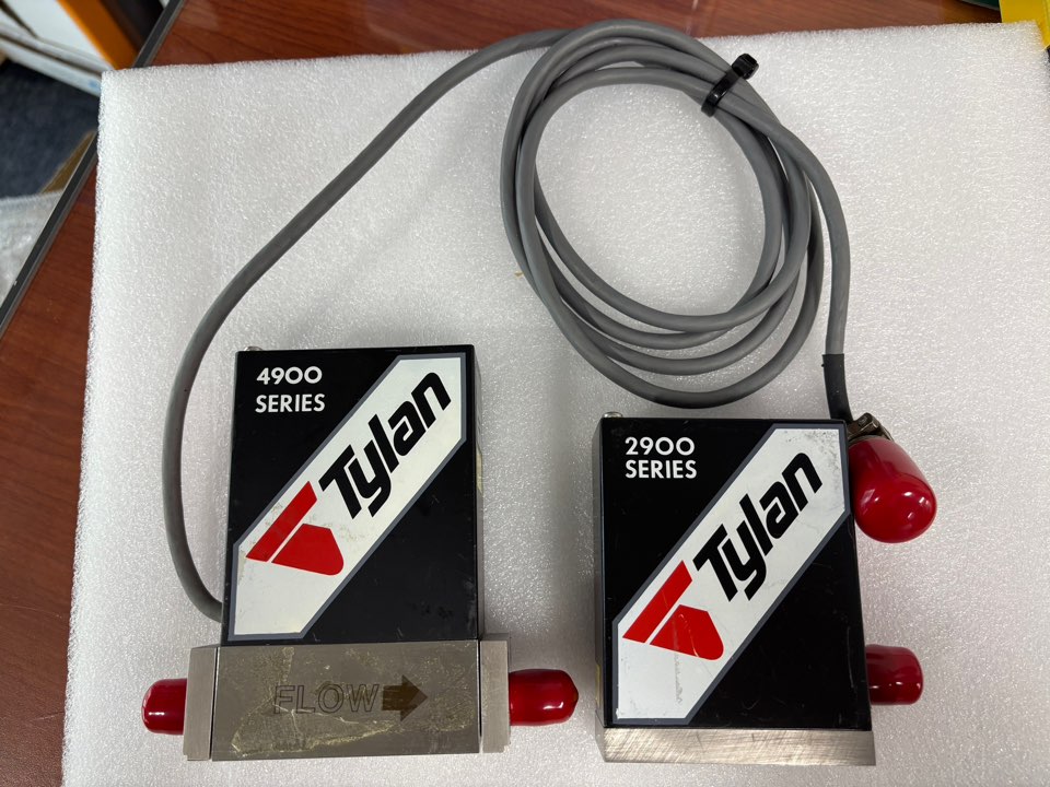 TYLAN MASS FLOW CONTROLLER VC-4900MEPR S2O VAPOR 750SCCM